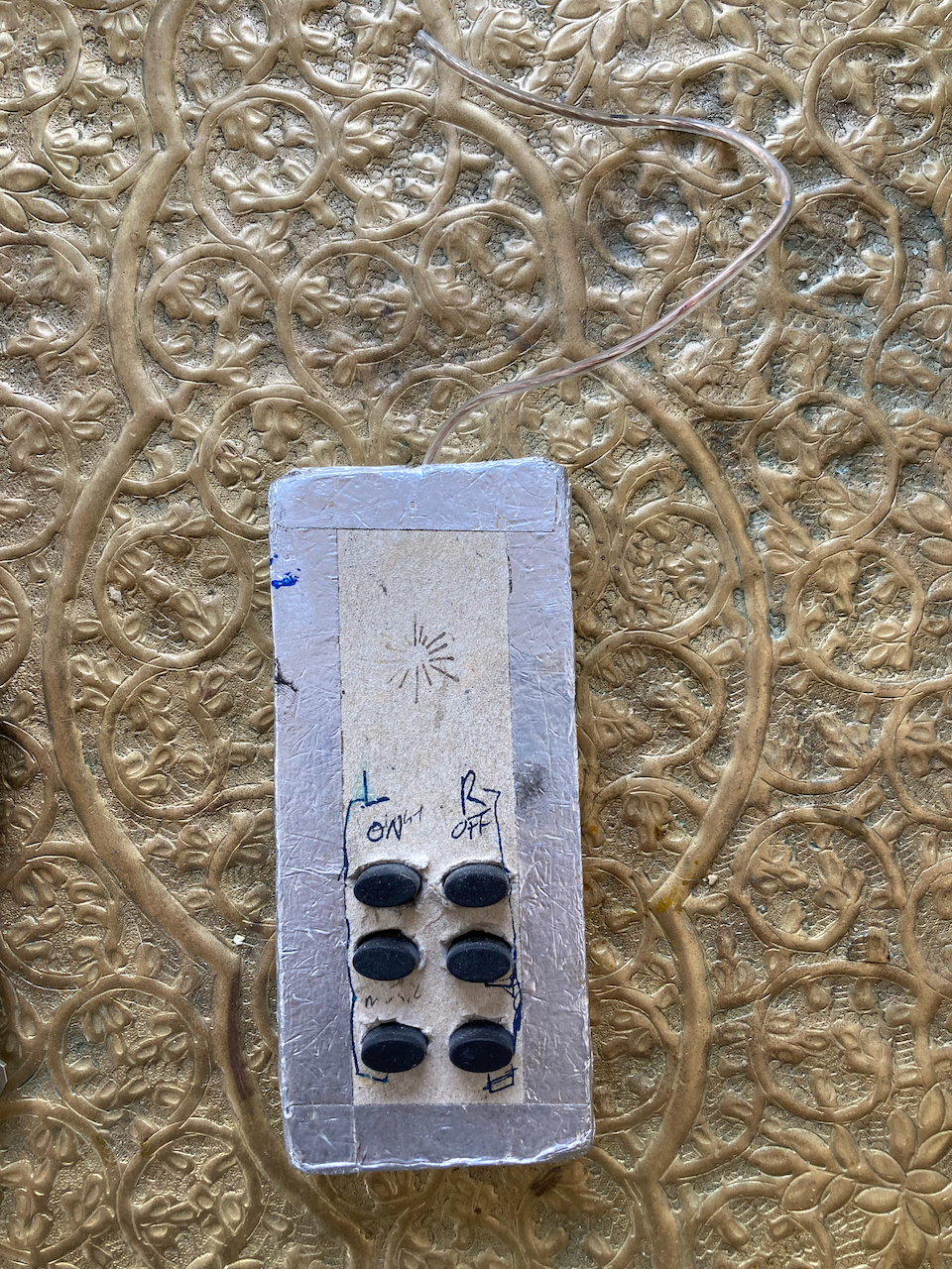 A handmade remote that looks like garbage you'd want to throw away
